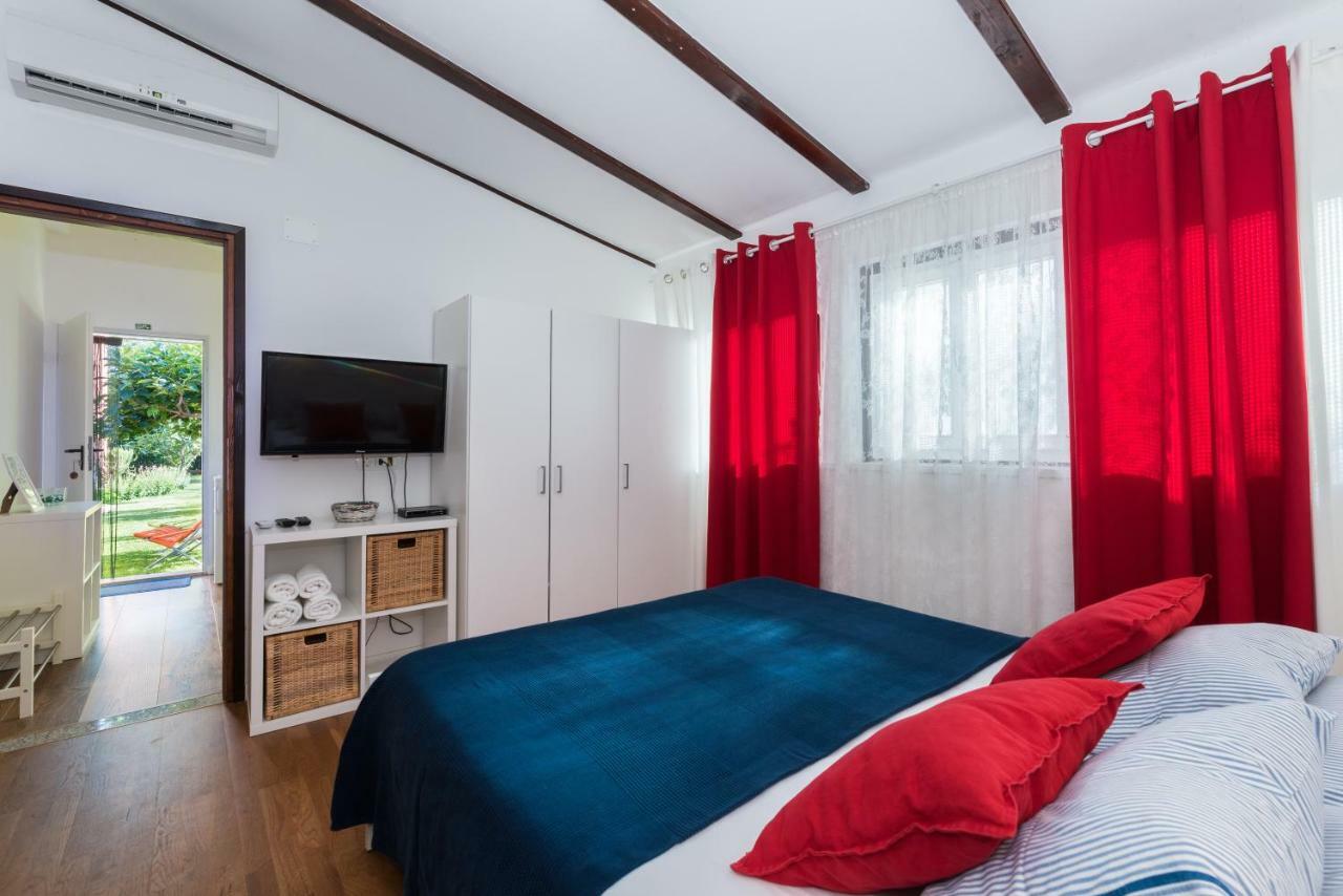 B&B Carmela Umag Exteriör bild